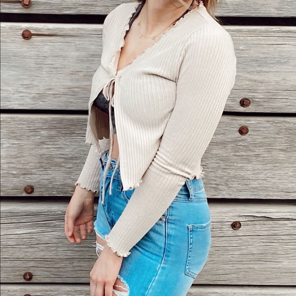 Tie Top